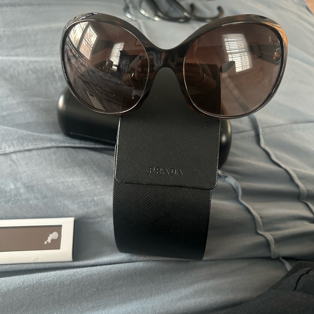 Prada Women's Black and Brown Sunglasses